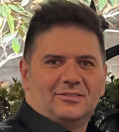 Dr. Mehrdad Eshragi